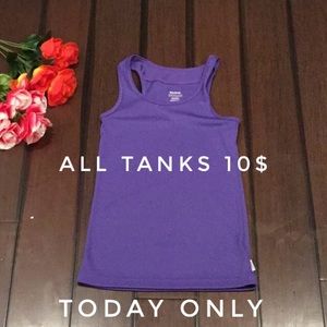 Reebok tank